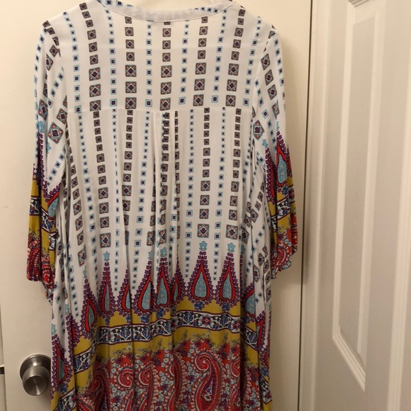 3/4 sleeve tunic - Picture 2 of 3